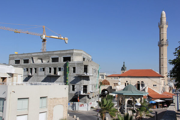 يافا: تضييقات جديدة على مسجد يافا الكبير "المحمودية" وطلب منح تسهيلات بناء